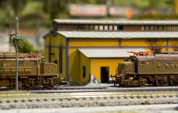 Pinerate_N-scale_Layout-with_E428-E626